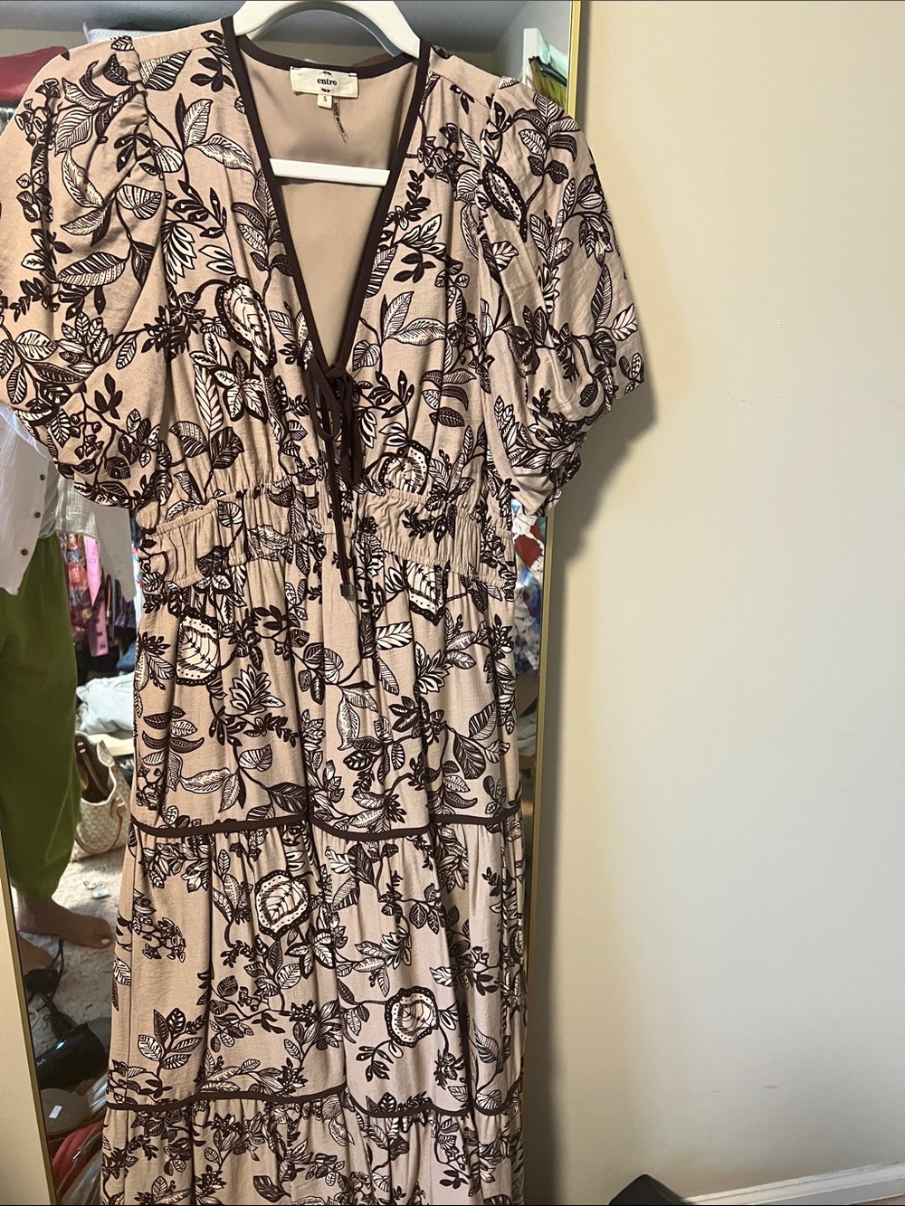 entro Blush Maxi Dress with Black Floral Print